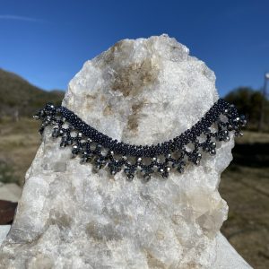 Collar Cristal Gris - Arte Amazónico
